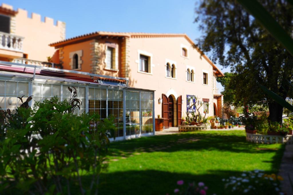 Hotel Restaurant El Bosc Banyeres del Penedes Exterior foto